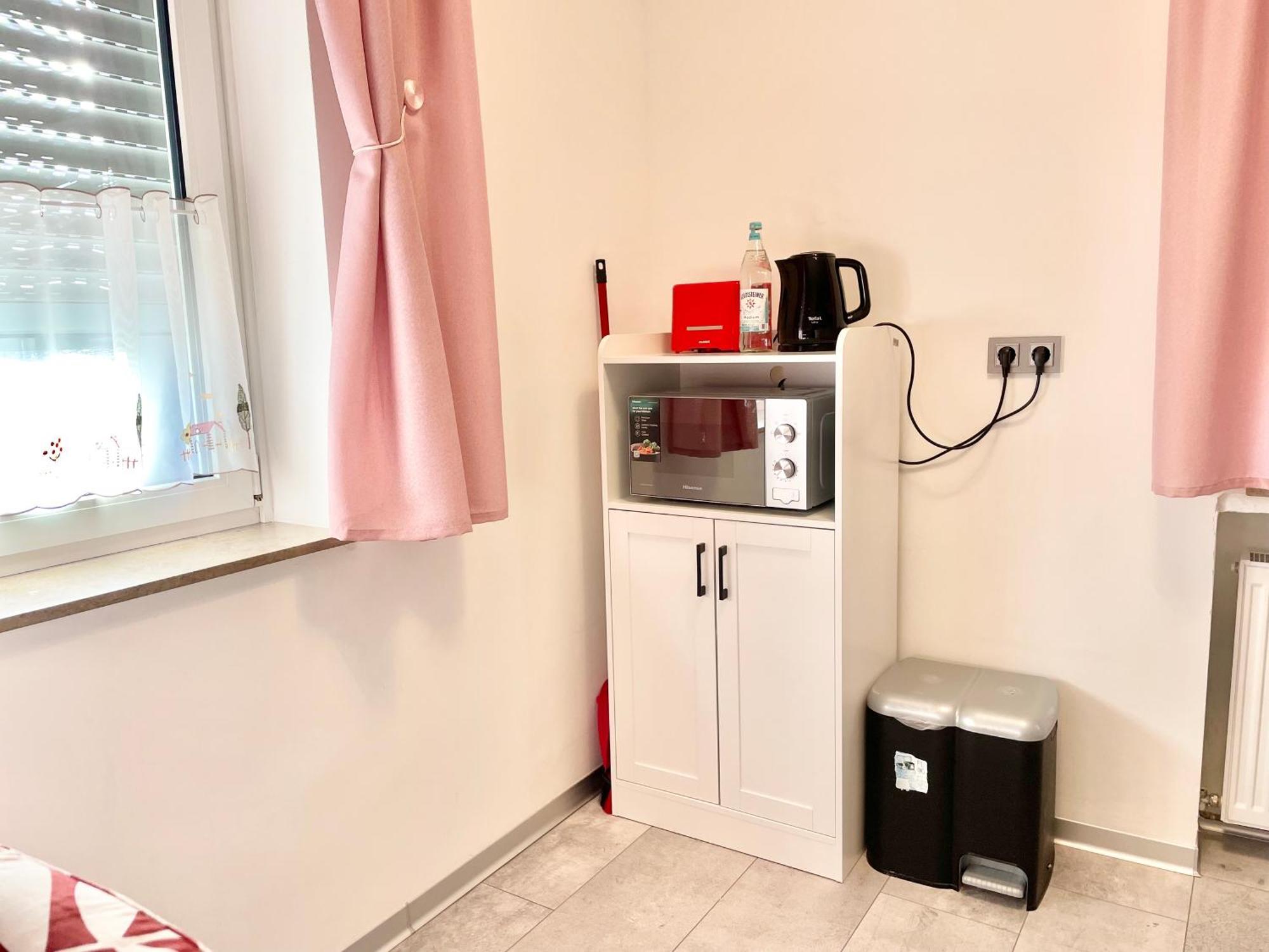 Casa Giulia 2 Zimmer Nahe Giessen, Kueche, Bad, Wlan, Parkplatz Krofdorf-Gleiberg Kültér fotó