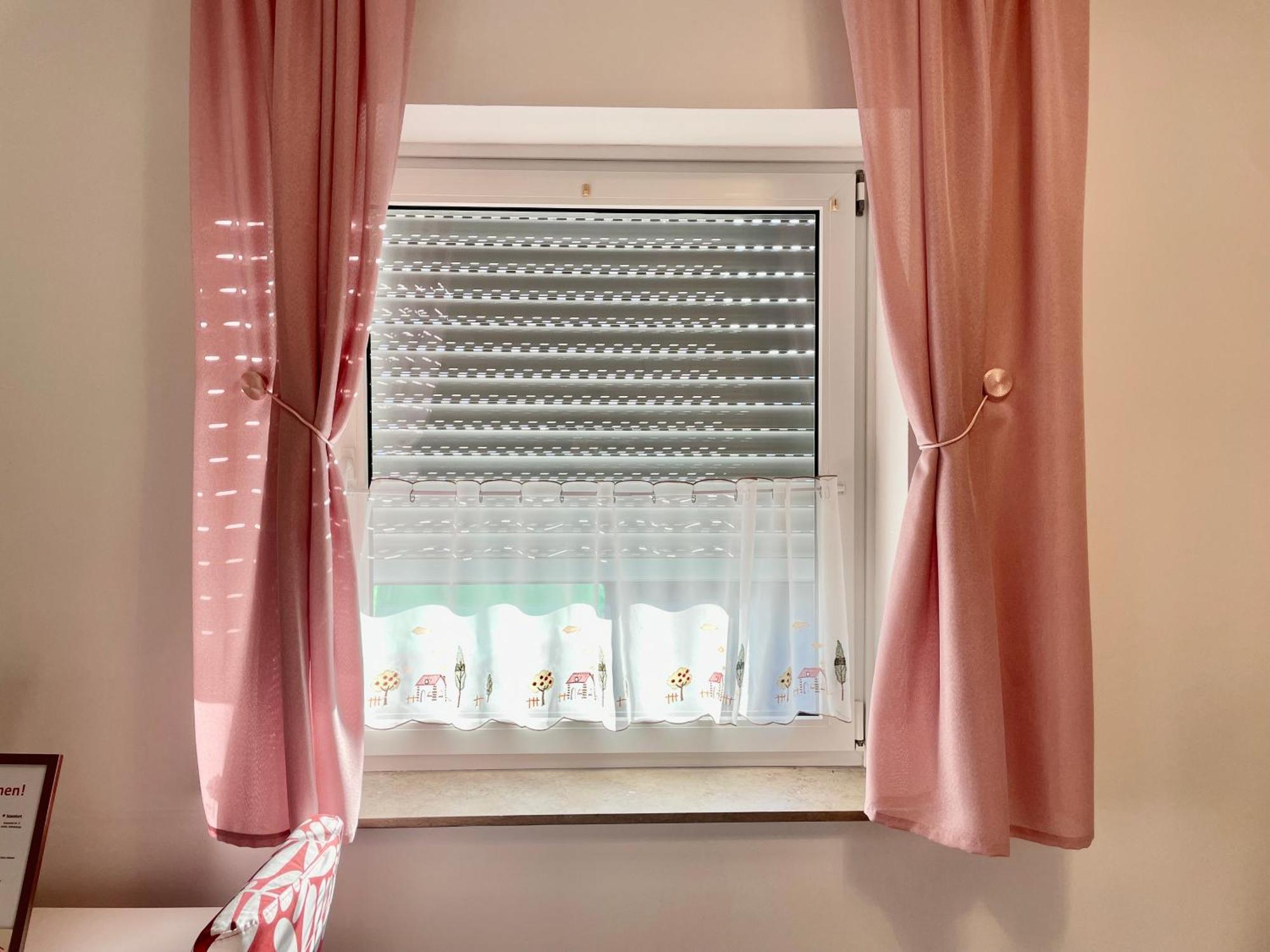 Casa Giulia 2 Zimmer Nahe Giessen, Kueche, Bad, Wlan, Parkplatz Krofdorf-Gleiberg Kültér fotó