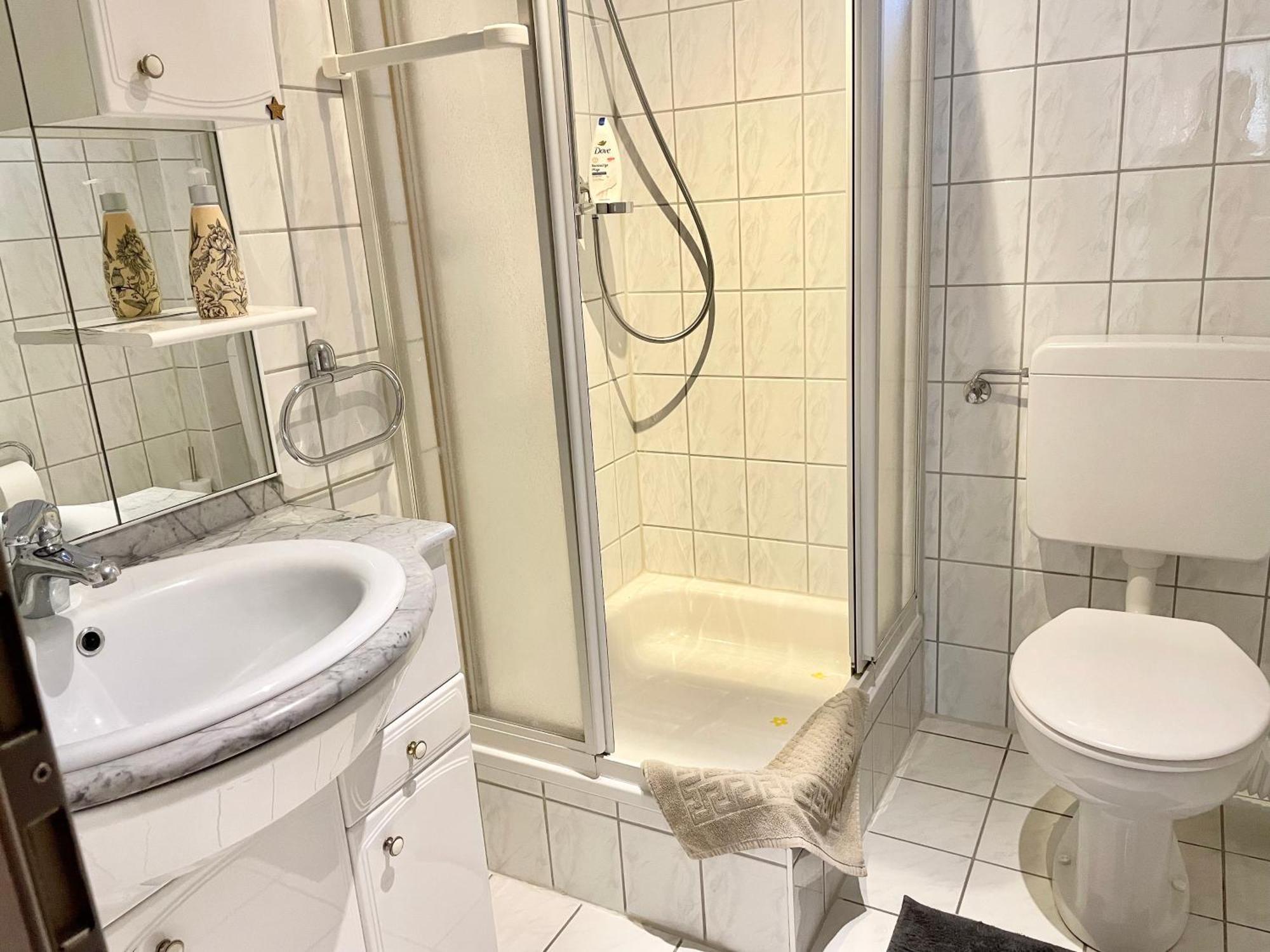 Casa Giulia 2 Zimmer Nahe Giessen, Kueche, Bad, Wlan, Parkplatz Krofdorf-Gleiberg Kültér fotó
